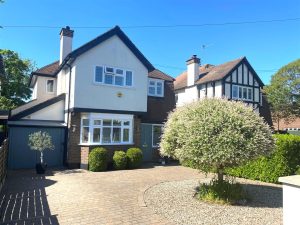 Bury Avenue, Ruislip